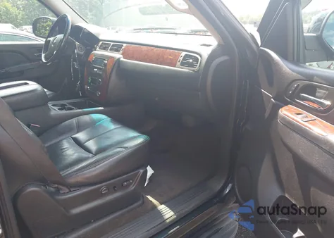 2013 Chevrolet Suburban 1500 Lt из США, поврежденный, VIN 1GNSKJE75DR104748